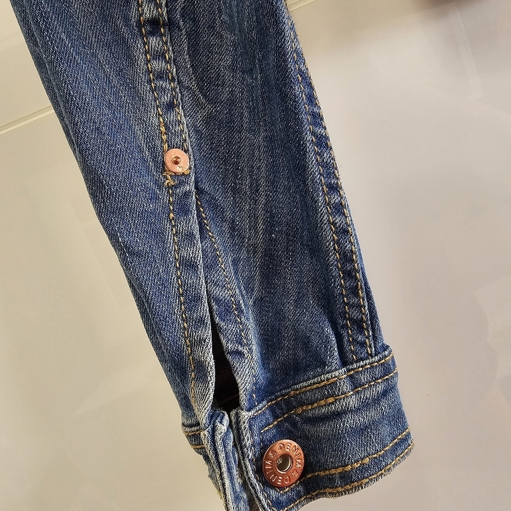 H&M Cropped Jean Jacket - Picture 10 of 11